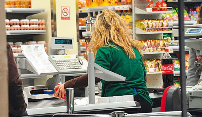 Αρκαδία | Σωματείο ζητά test σε όλους τους εργαζόμενους των Σούπερ Μάρκετ που παρουσιάζουν συμπτώματα ή είναι ύποπτα κρούσματα