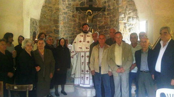 &Pi;&alpha;&nu;&eta;&gamma;&upsilon;&rho;&iota;&kappa;ή &Theta;&epsilon;ί&alpha; &Lambda;&epsilon;&iota;&tau;&omicron;&upsilon;&rho;&gamma;ί&alpha; &sigma;&tau;&omicron; &epsilon;&xi;&omega;&kappa;&lambda;ή&sigma;&iota; &kappa;&omicron;&nu;&tau;ά &sigma;&tau;&eta;&nu; &Pi;&alpha;&nu;&alpha;&gamma;ί&alpha; &tau;&eta;&sigmaf; &Tau;&sigma;&epsilon;&mu;&pi;&epsilon;&rho;&omicron;ύ&sigmaf; (&epsilon;&iota;&kappa;ό&nu;&epsilon;&sigmaf;)