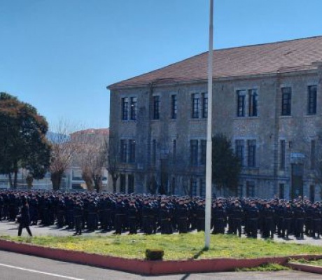 Κώστας Τζιούμης: “Ο Δήμος Τρίπολης υποδέχεται 600 νέους Eιδικούς Φρουρούς της Αστυνομίας” (εικόνες)