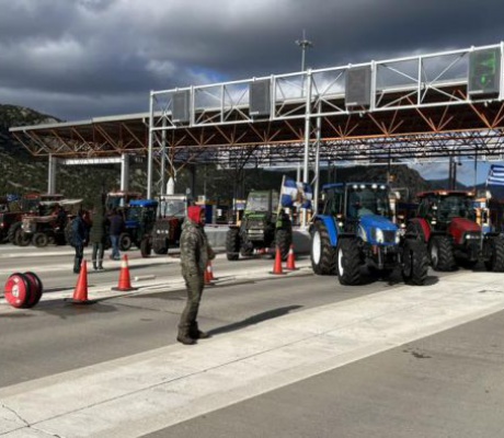 Αγροτικά μπλόκα | Τρίπολη - Αθήνα και αντίστροφα μέσω Άστρους και Άργους!