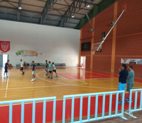 Καλοκαιρινό τουρνουά της Ακαδημίας Μπάσκετ στο Λεωνίδιο!