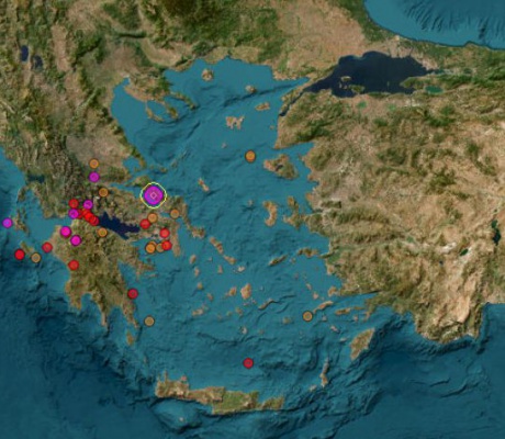 Αλλεπάλληλες σεισμικές δονήσεις έως και 5,2 Ρίχτερ στην Εύβοια – Κατολισθήσεις και ζημιές σε σπίτια