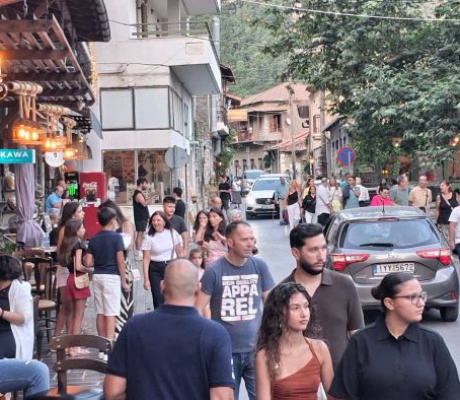 Πλημμύρισαν από κόσμο και φέτος τα Λαγκάδια! (εικόνες)