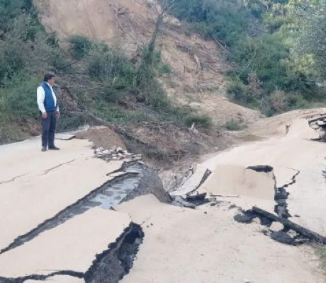 Γιαννακούρας: "Ο οδηγός που πηγαίνει από Πύργο προς Τρίπολη θα χαθεί στους χωματόδρομους του δάσους της Κάπελης, δεν υπάρχει πουθενά σήμανση"