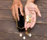 Αύξηση 12 έως 55 ευρώ σε 670.000 συνταξιούχους