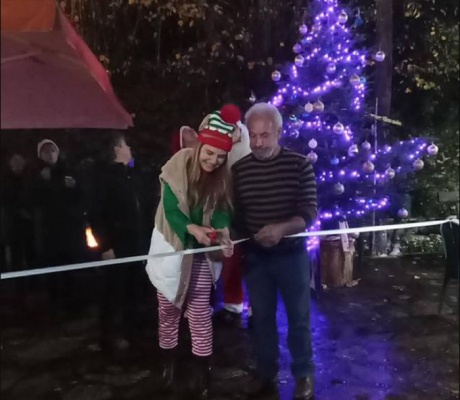 Τα εγκαίνια του Χριστουγεννιάτικου Χωριού στον Πλάτανο (εικόνες)