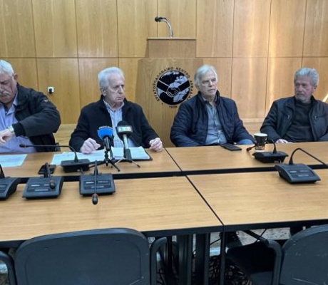 Συνταξιούχοι ΔΕΗ από την Αρκαδία ετοιμάζοτυν δυναμική κάθοδο στο Πανσυνταξιουχικό συλλαλητήριο διαμαρτυρίας της Αθήνας (vd)