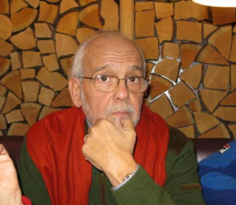 Πέθανε ο δημοσιογράφος Θάνος Οικονομόπουλος, σύζυγος της Αντιδημάρχου Τρίπολης Μαρίας Φράγκου