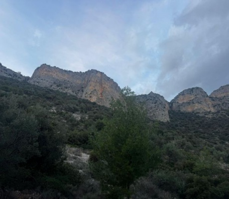 Από καθαρισμό αναρριχητικού πεδίου οι πτώσεις βράχων στο Λεωνίδιο