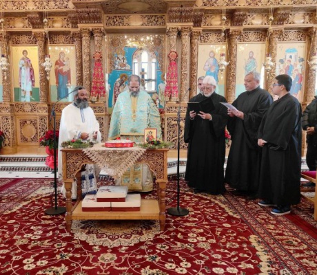 Η κοπή της βασιλόπιτας στην ενορία του Αγίου Τρύφωνα στην Τρίπολη (εικόνες)