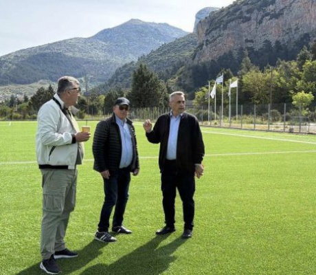 Κώστας Τζιούμης: «Η Νεστάνη αποκτά ένα γήπεδο-στολίδι που θα αποτελέσει το επίκεντρο του ερασιτεχνικού μας ποδοσφαίρου» (vd)