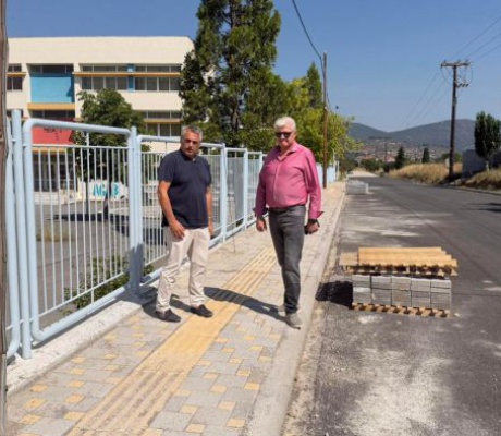 Ανακατασκευή πεζοδρομίων στην Τρίπολη | Τζιούμης: "Η βελτίωση της καθημερινότητας αποτελεί προτεραιότητα της δημοτικής μας αρχής" (vd)
