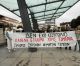 Συγκέντρωση αλληλεγγύης στους απεργούς πείνας για τα Τέμπη στην πλατεία Πετρινού (εικόνες)
