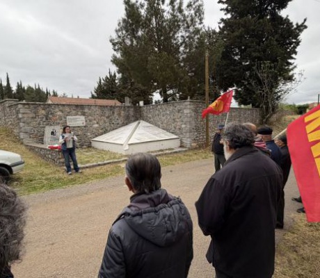 Εργατική Πρωτομαγιά | Κατάθεση στεφάνων στον Αϊ-Θανάση από το ΚΚΕ Αρκαδίας (vd)