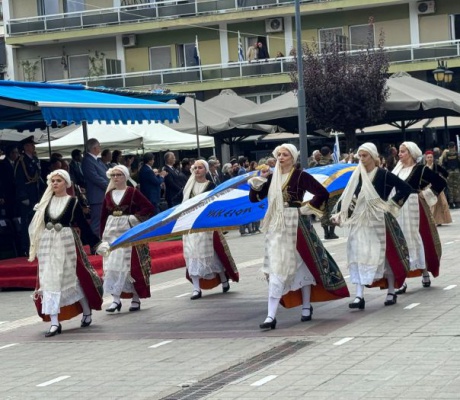 205 χρόνια Ελεύθερη Τριπολιτσά | Τα φωτογραφικά "κλικ" της μεγάλης παρέλασης!