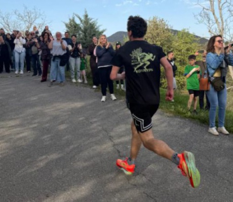 Με ζωντάνια και ενθουσιασμό ο αγώνας δρόμου της Κουλούρας στο Μοναστηράκι Γορτυνίας (εικόνες - βίντεο)