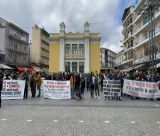 Τρία Χρόνια Μετά τα Τέμπη | «Δεν Ξεχνάμε – Δεν Συγχωρούμε» από την Πλατεία Πετρινού (εικόνες - βίντεο)