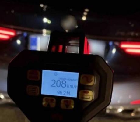 Συνελήφθη 29χρονος που έτρεχε με 208 χλμ/ώρα στην Αθηνών-Κορίνθου!