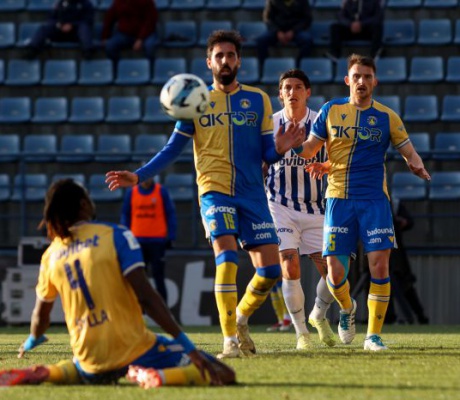 Castaño τέλος από τον Αστέρα!