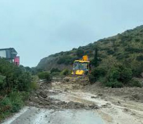 Ενημέρωση, για τις καταστροφές από την κακοκαιρία και άμεσες αποζημιώσεις στους πληγέντες ζητά η Νικολάκου