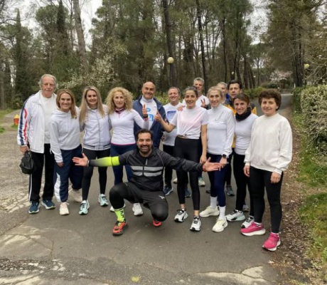 Στα γυρίσματα της εκπομπής «Αχ Ελλάδα Σ’ αγαπώ» οι δρομείς του ΣΔΥΤ!