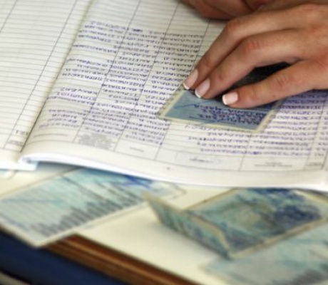 Παράταση για τις παλιές αστυνομικές ταυτότητες!