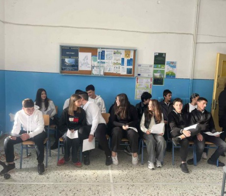 Σχολική Επετειακή εκδήλωση για το Πολυτεχνείο στη Βυτίνα (εικόνες)