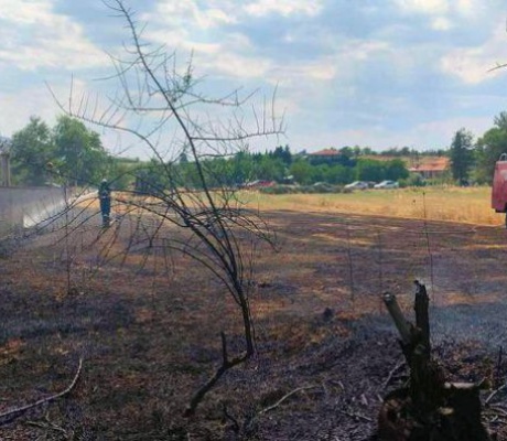 Μικρής έκτασης πυρκαγιά στη Μανθυρέα