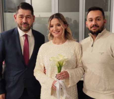 Ο Παναγιώτης και η Αγγελική ένωσαν τις ζωές τους με πολιτικό γάμο στην Τεγέα (εικόνες)