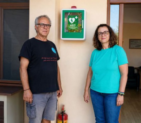 Νέος Αυτόματος Εξωτερικός Απινιδωτής στη Νυμφασία