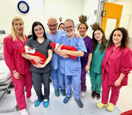 Τα πρώτα μωρά του 2026 στο ΥΓΕΙΑ–ΜΗΤΕΡΑ | Δίδυμα κοριτσάκια από την Τρίπολη! (εικόνες)