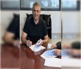 Υπογραφές για δημιουργία ζωνών πυροπροστασίας | Τζιούμης: “Επενδύουμε σε δράσεις που προστατεύουν ζωές και περιουσίες»