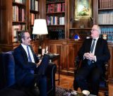 Μητσοτάκης σε Πρόεδρο της Δημοκρατίας: "Πιστεύω ότι οι αγρότες θα απομακρυνθούν σύντομα από τα μπλόκα"