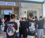 Ο Αγιασμός στο σχολικό συγκρότημα Γυμνασίου - Γενικού Λυκείου Τεγέας (εικόνες)
