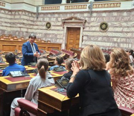 "Το καλό τρίτωσε!" | Ο Βαγγέλης Γιαννακούρας για την επίσκεψη του δημοτικού σχολείου Τυροσαπουνακαίικων στη Βουλή (εικόνες)