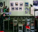 Μικρά καφενεία και παντοπωλεία στα ορεινά χωριά: Η Κομισιόν λέει ναι στη στήριξή τους, ο Αρναούτογλου εκθέτει την κυβέρνηση