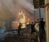 Η άνιση μάχη με τις φλόγες στην Πάτρα σε 8 συγκλονιστικές εικόνες!