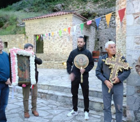 Η γιορτή του Αγίου Ιωάννη του Θεολόγου στη Σίταινα Κυνουρίας (εικόνες - βίντεο)