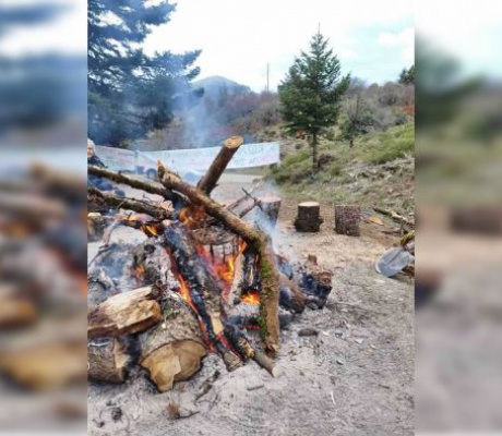 Αστυνομικές δυνάμεις πήγαν να σπάσουν το μπλόκο στον Κοσμά - Δεν έγινε καμία σύλληψη