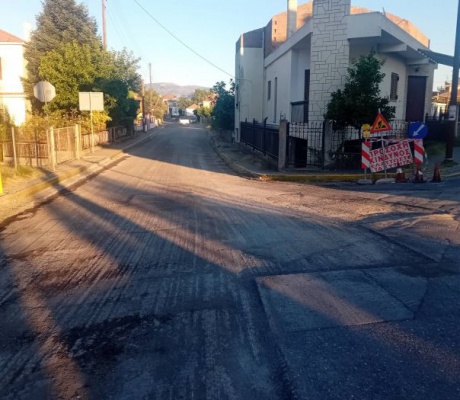 Ερωτήματα για την ασφαλτόστρωση της Αγίου Γεωργίου στη Μεγαλόπολη