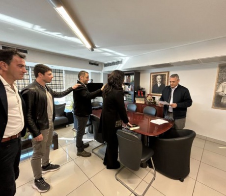 Ορκίστηκαν 4 νέοι υπάλληλοι στον Δήμο Τρίπολης - Οι τρεις είναι στη Δημοτική Αστυνομία! (εικόνες)