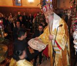 Ο εορτασμός του Πολιούχου Βλαχέρνας στο Ναό Αγίου Αθανασίου (εικόνες)