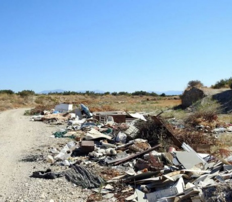 Ποταμός Τάνος | Από ποτάμι της Βόρειας Κυνουρίας… σε σκουπιδότοπο. Ποιος φταίει;