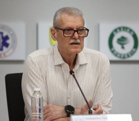 Υπουργός Κλιματικής Κρίσης για πυρκαγιές: "Εξαιρετικά κρίσιμη η αυριανή ημέρα"