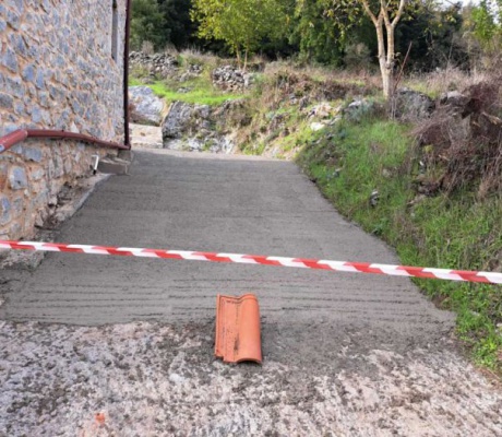 ﻿Τσιμεντοστρώσεις σε χωριά | Τζιούμης: «Βελτιώνουμε τις υποδομές σε όλη την επικράτεια του Δήμου Τρίπολης» (εικόνες)