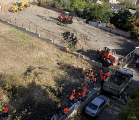 Στην πυροσβεστική ο έλεγχος και η επιβολή προστίμων για ακαθάριστα οικόπεδα