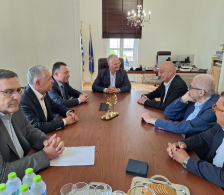 Περιφέρεια: "Η λειτουργία του νέου Κέντρου Διακλαδικής Εκπαίδευσης Μη Επανδρωμένων Αεροχημάτων που αναβαθμίζει το ρόλο της Τρίπολης"