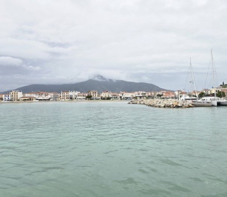 Αλιευτικό σκάφος βυθίστηκε στο Παράλιο Άστρος