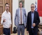 Κοινή πρόταση ΣΥΡΙΖΑ – Νέας Αριστεράς για επαναφορά της 13ης σύνταξης και κατάργηση εισφοράς αλληλεγγύης