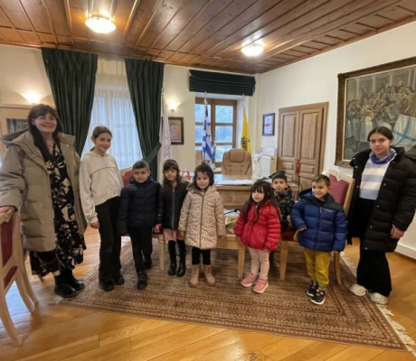 Τα Κάλαντα του Λαζάρου από τα παιδιά του Νηπιαγωγείου και Δημοτικού Σχολείο Δημητσάνας